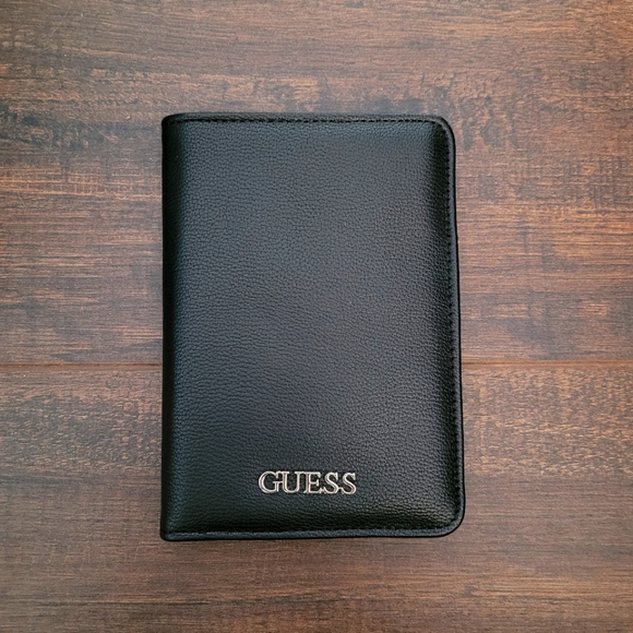 Guess Elite Passport Case Wallet - Picture 2 of 12